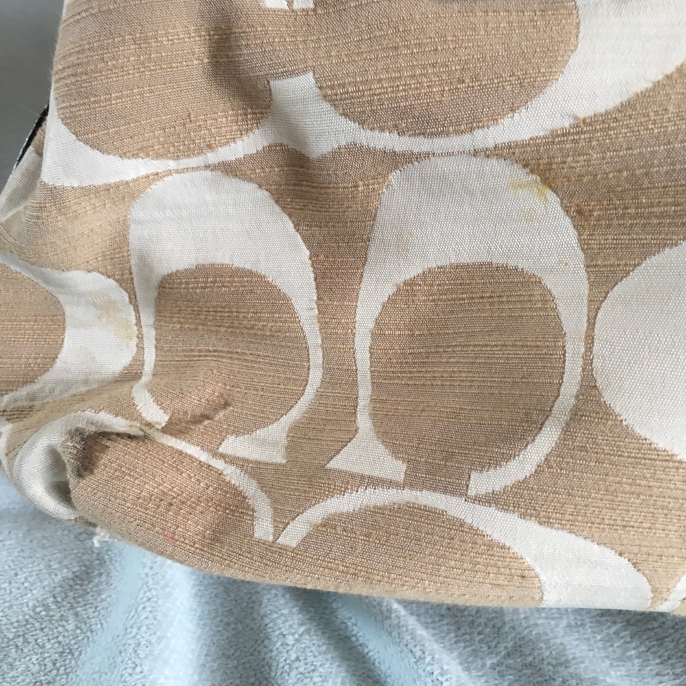 Coach - Picture 4 of 4